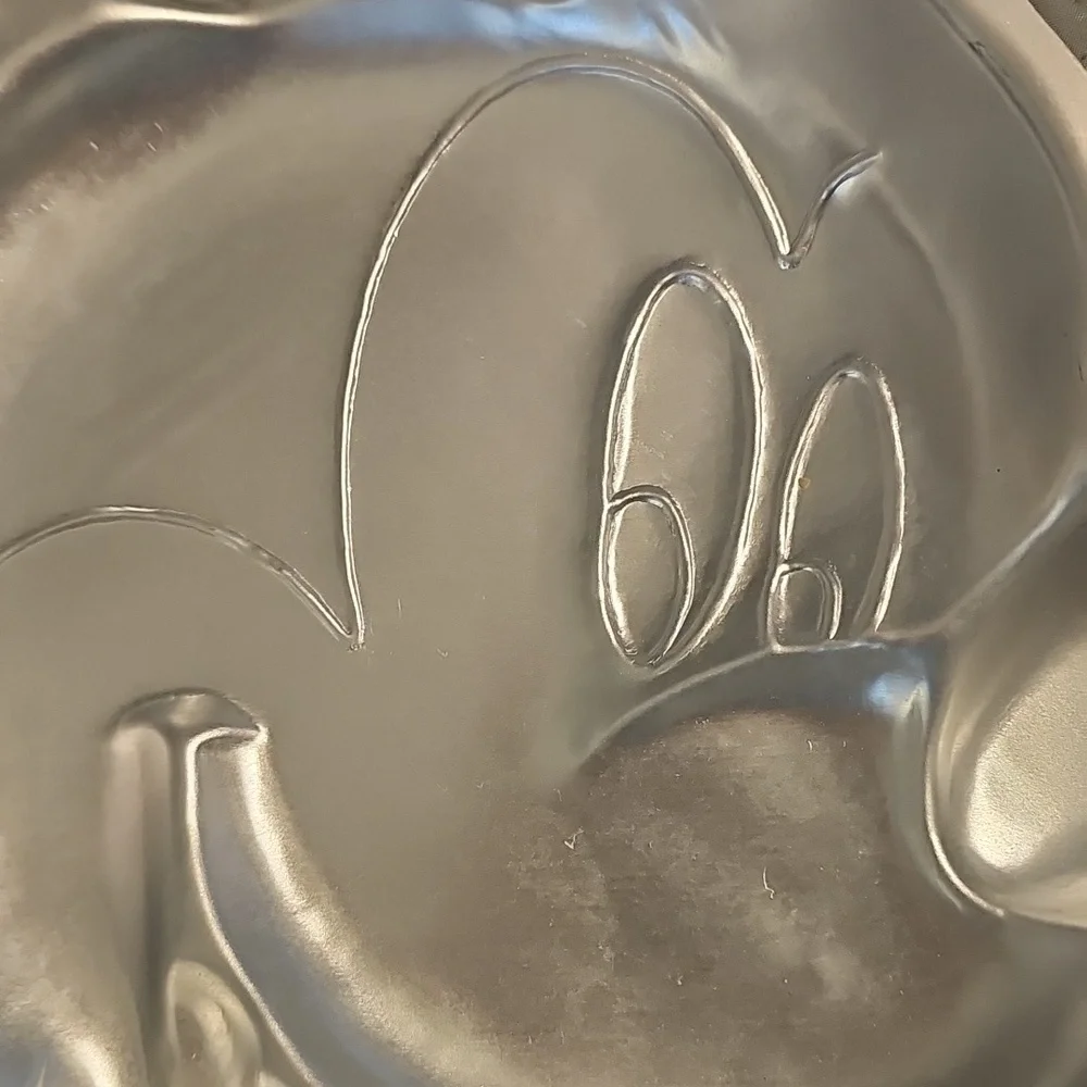 Disney Wilton Mickey Mouse Cake Pan